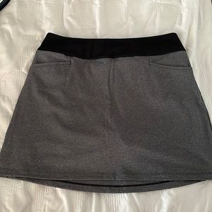gray adidas athletic skirt w/ black waistband